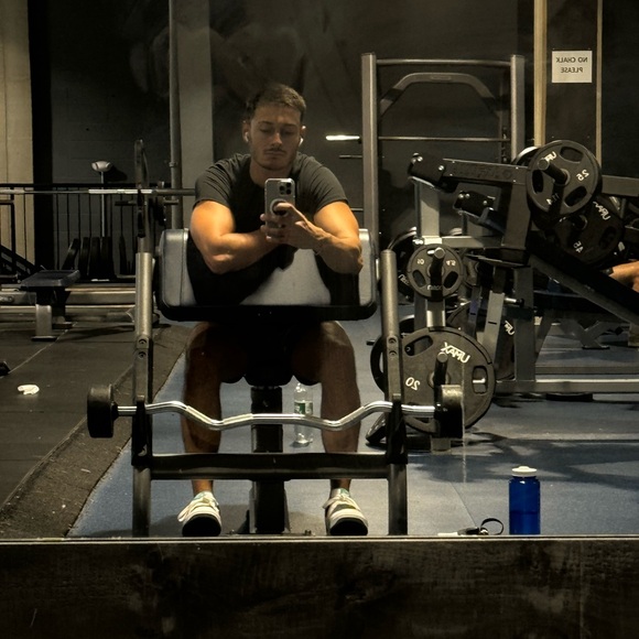 Meet your Posher, Marco - Picture 1 of 1